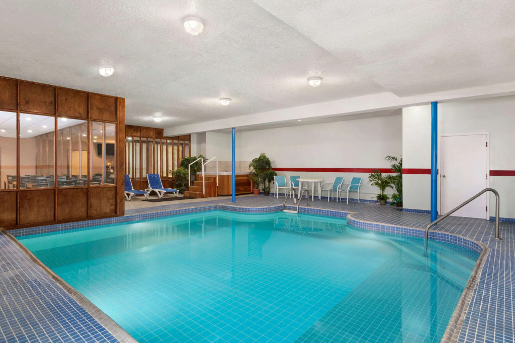 Travelodge by Wyndham Meadow Lake