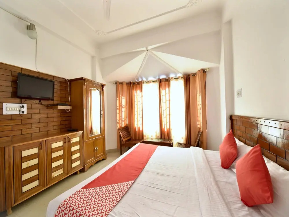 OYO 12825 Omkara Homestay