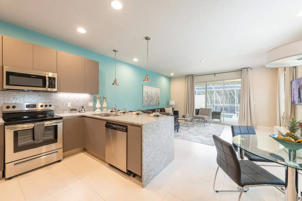Amazing house with a nice private pool near Disney