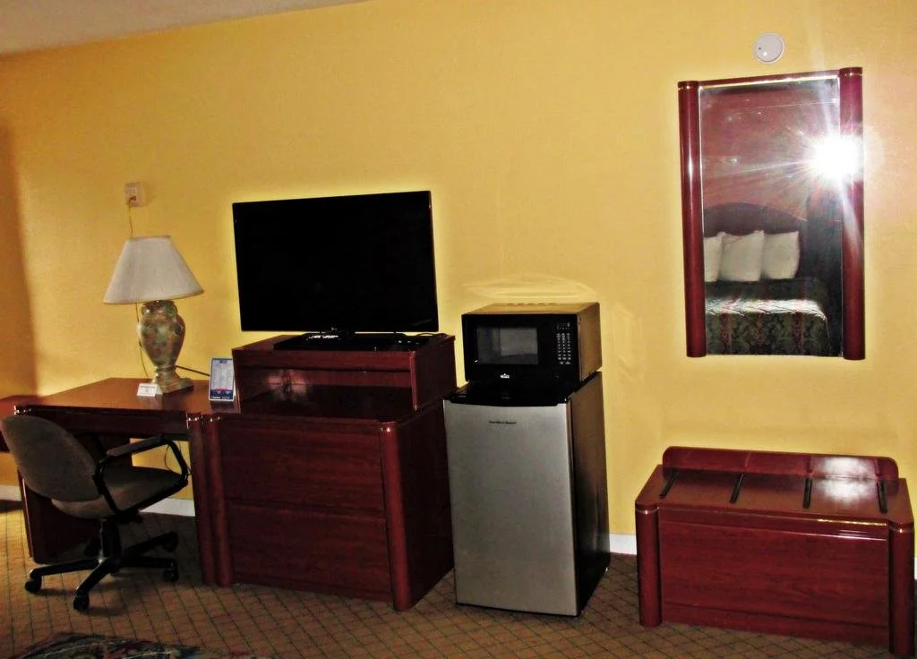 Economy Inn