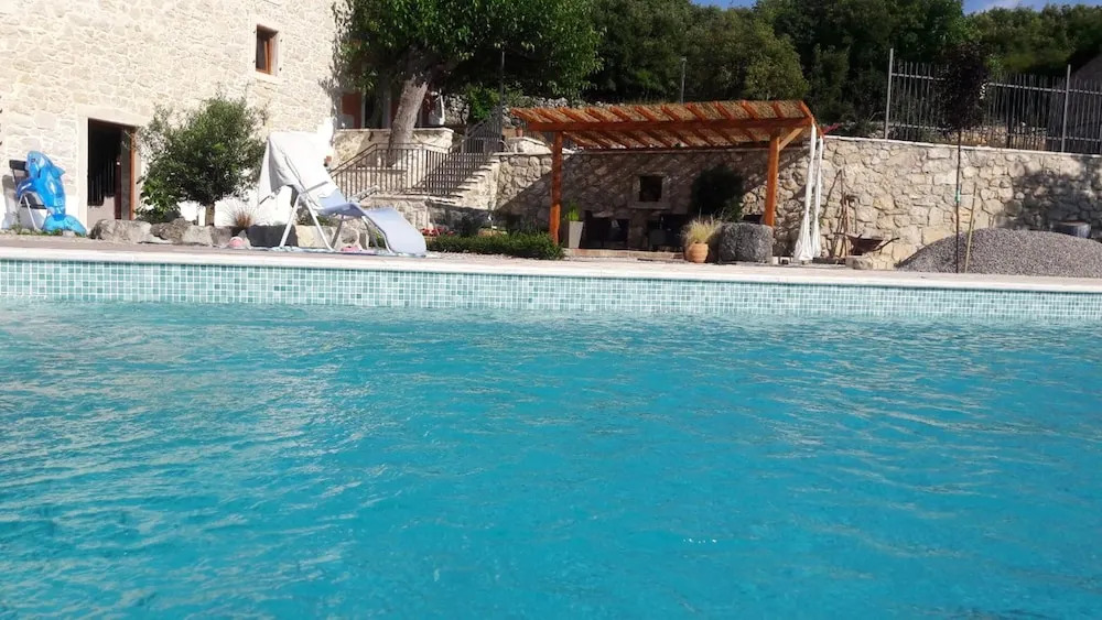 Villa With 3 Bedrooms in Ripenda Verbanci, With Wonderful Mountain View, Private Pool, Enclosed Garden - 5 km From the Beach