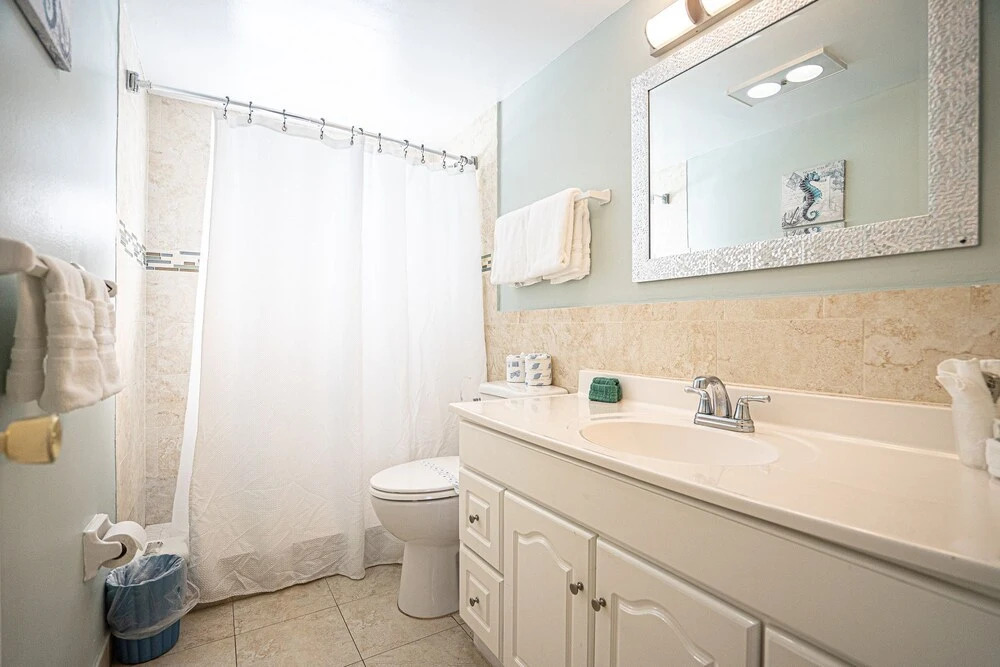 Carriage House Resort Motel