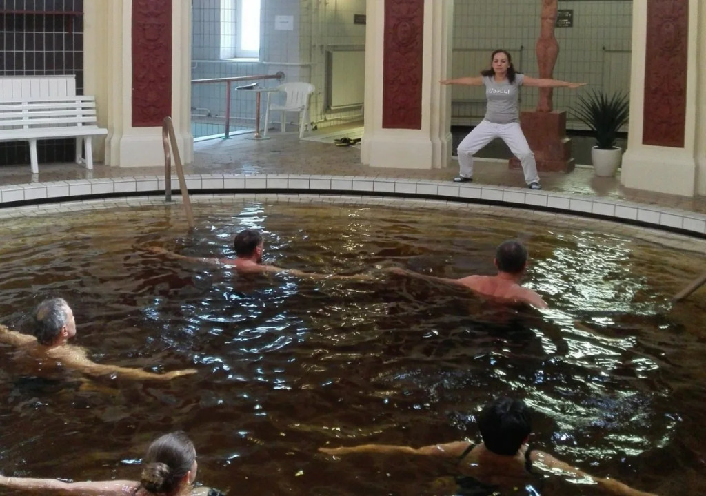 Hotel Tisza és Thermálfürdő