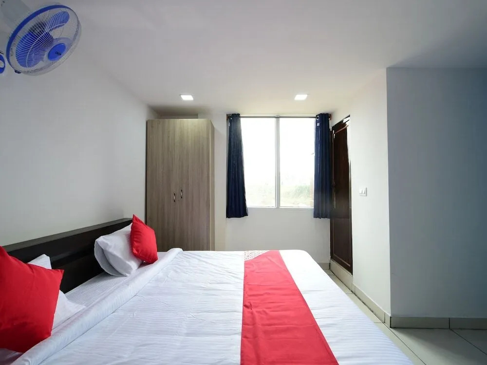 V Wella Inn By OYO Rooms