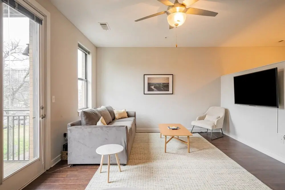 Cozysuites Musicrow Astonishing SDO Free Parking22