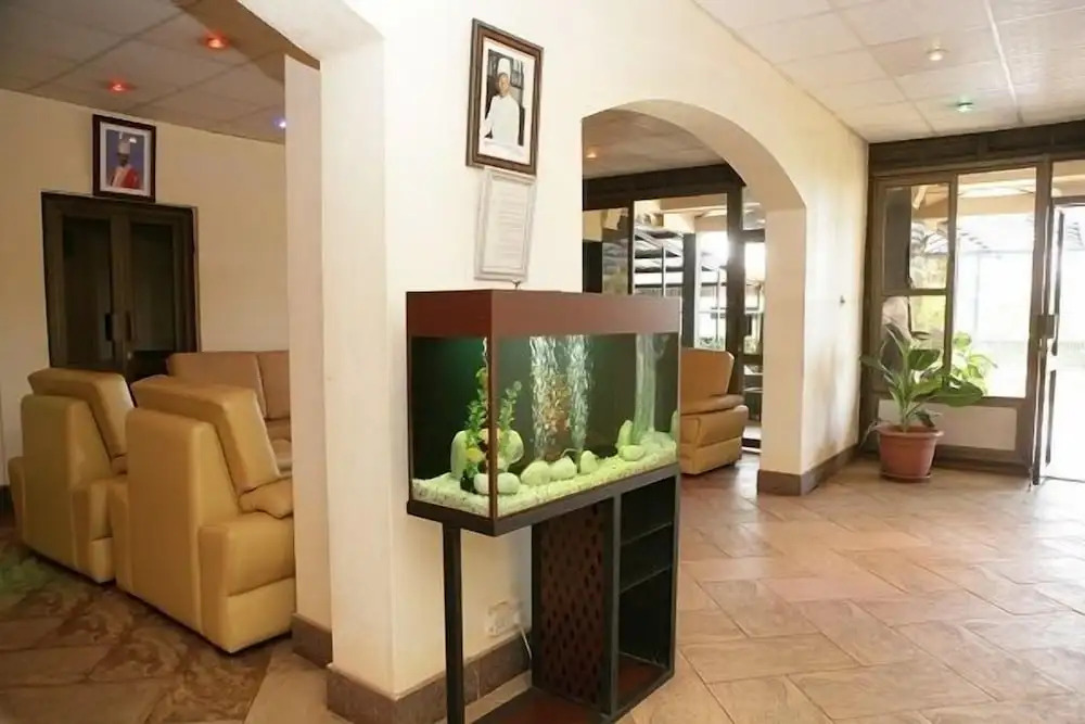 Ivys Hotel