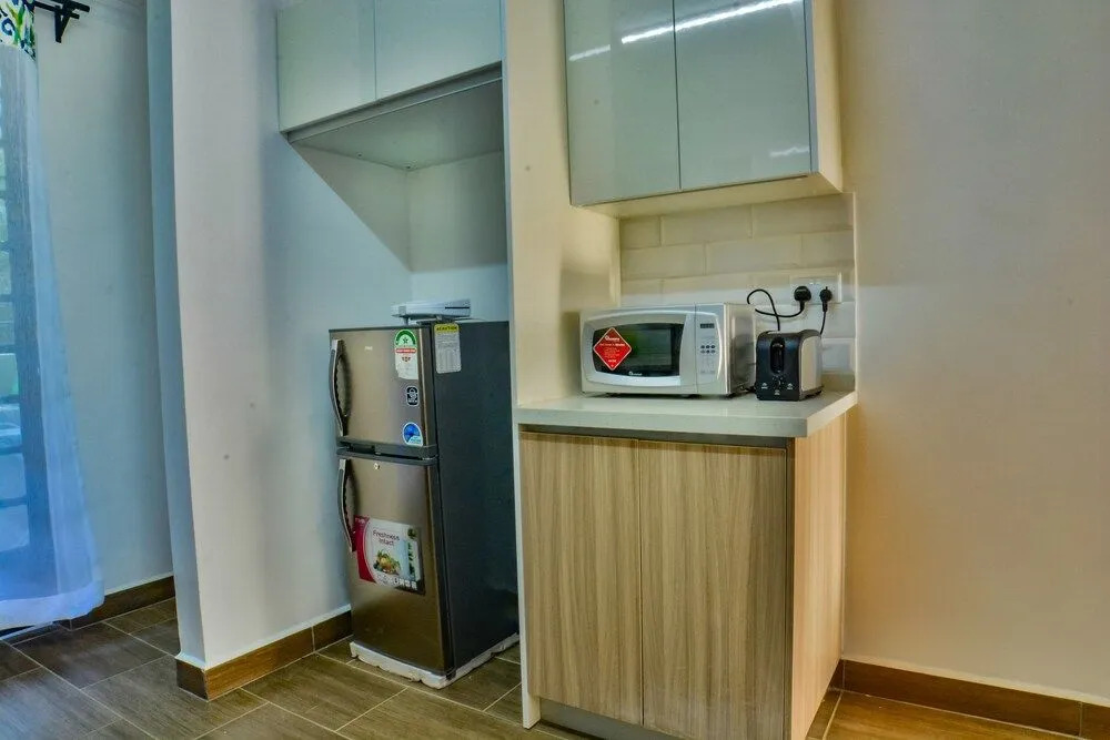 Edmor Residences - Riverside