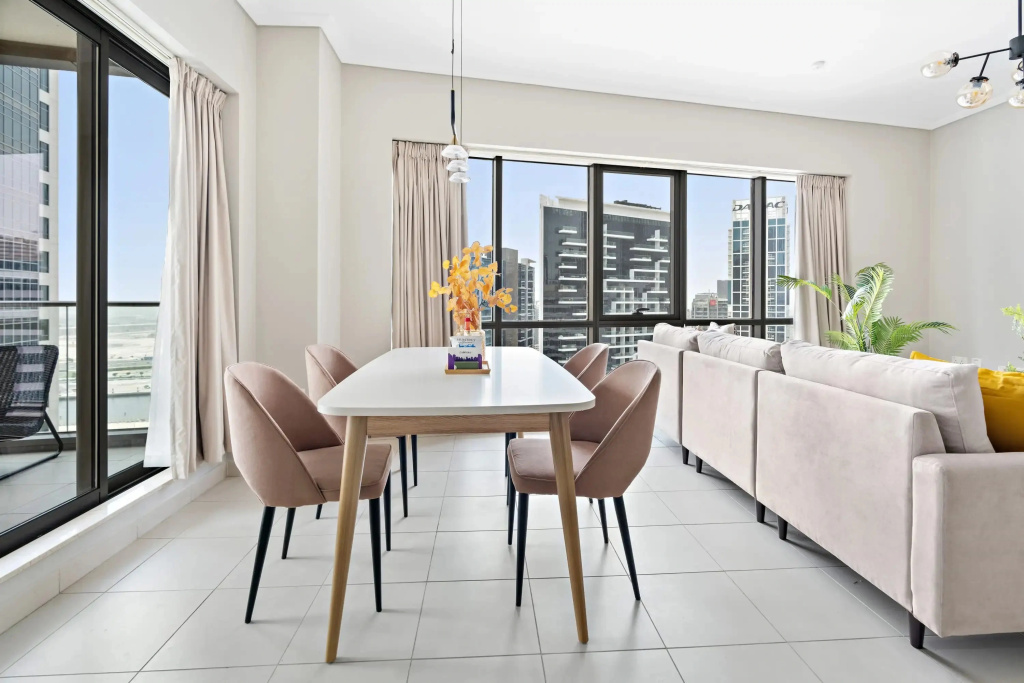 Silkhaus High Floor With Big Balcony Downtown