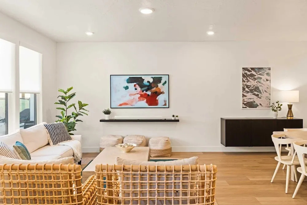 Lux Azul townhouse