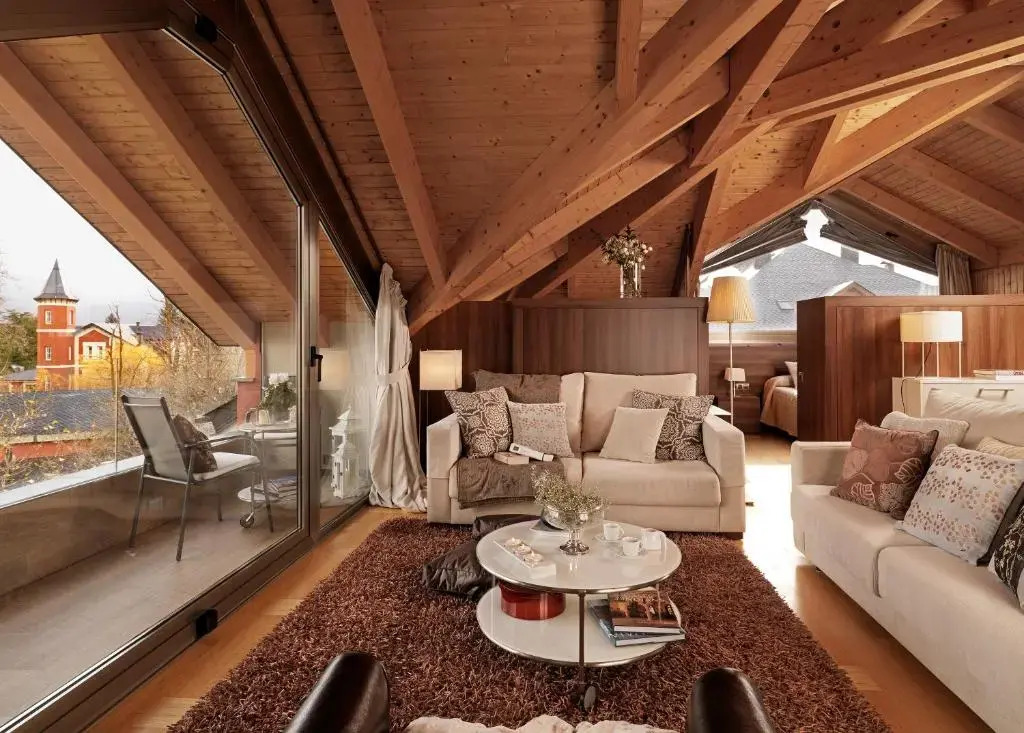 Apartaments Boutique la Torreta del Llac