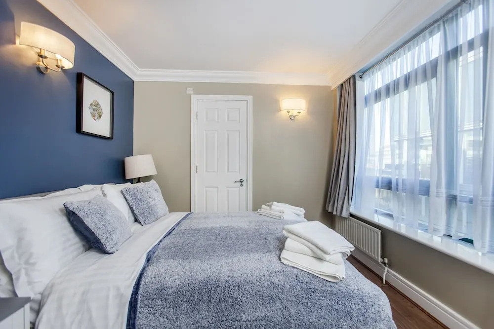 Luxury 2 bed apartment Warren Street