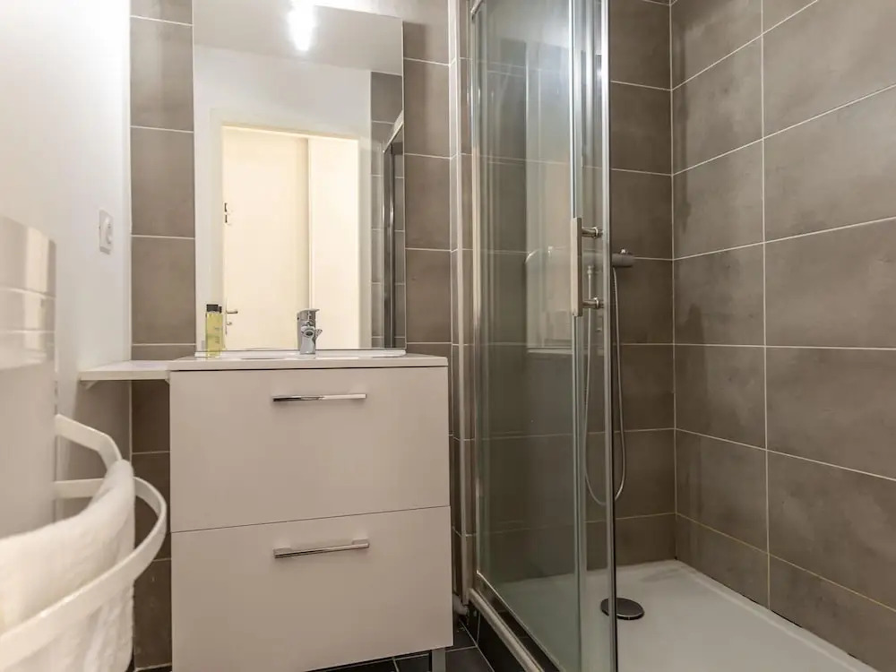 Updated Studio for 4 With Indoor Pool