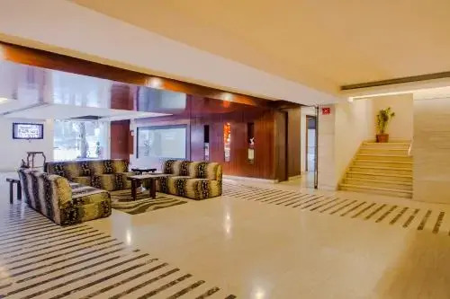 OYO Country Club Begumpet