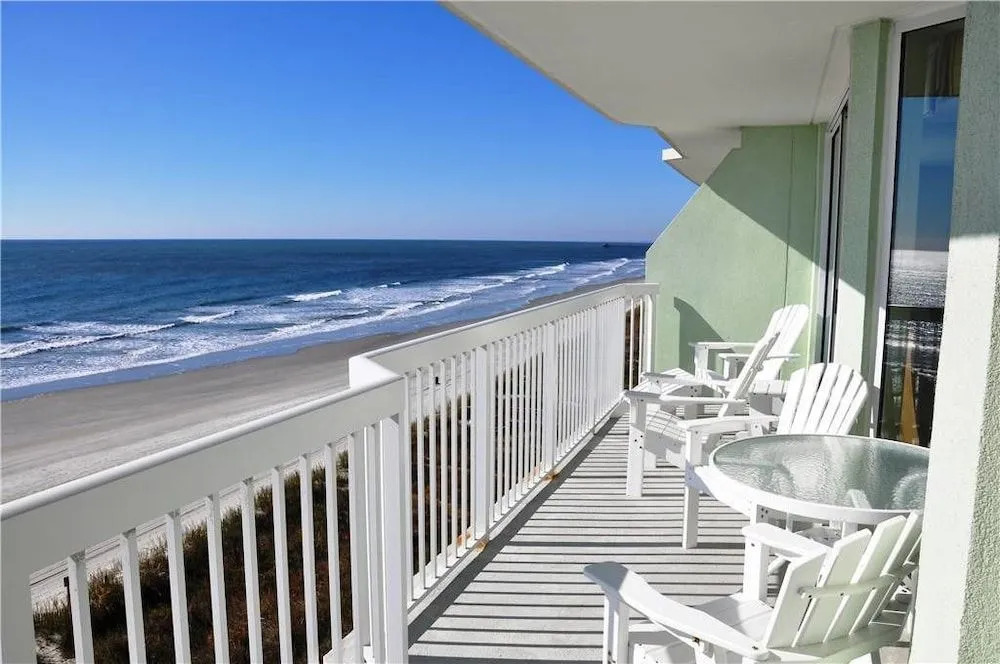 Paradise Pointe 5B - 3 Br condo by RedAwning