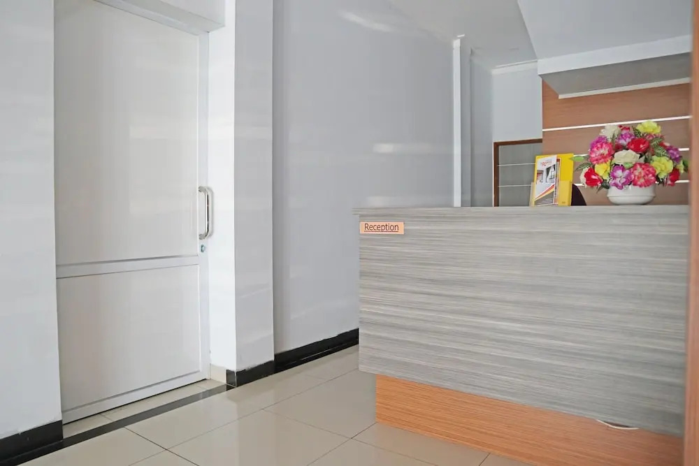 OYO 1572 Orange Residence Syariah