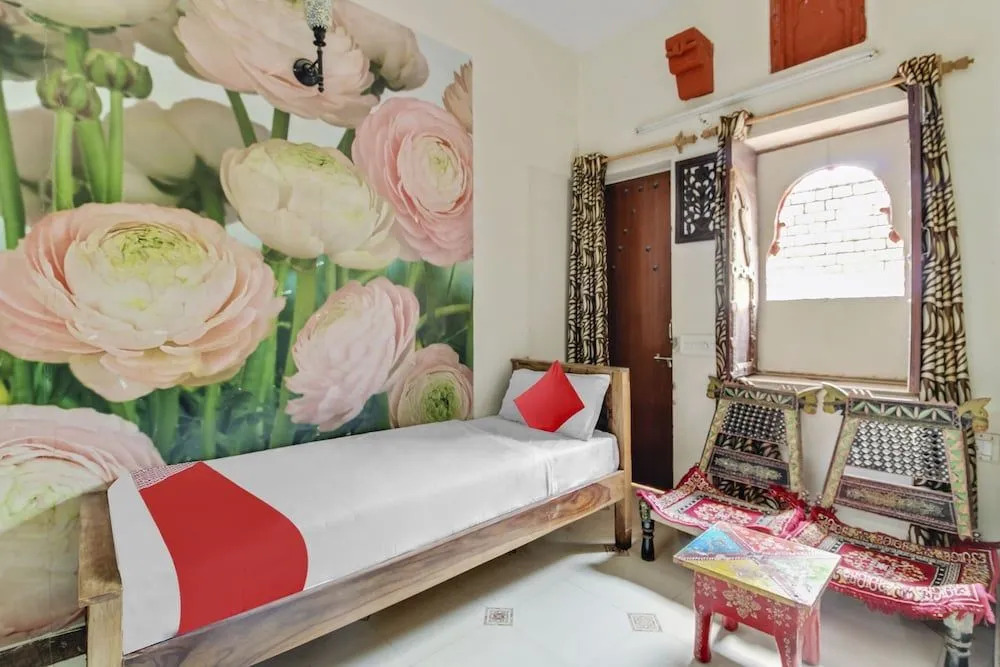 OYO 46815 Banaji Home Stay