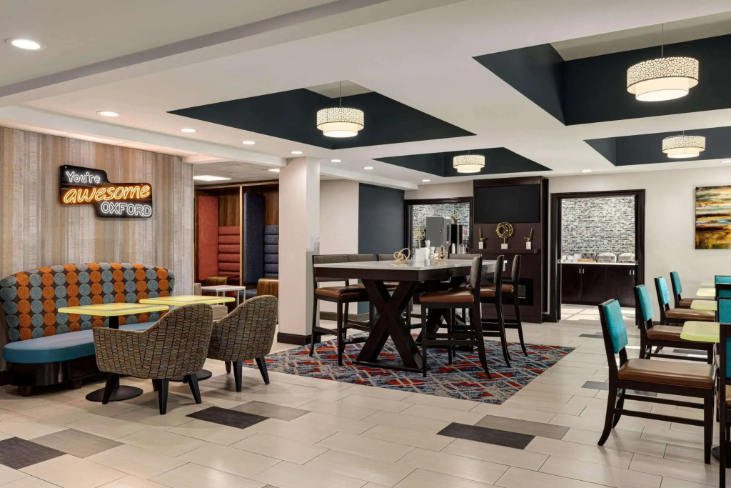 La Quinta by Wyndham Oxford - Anniston