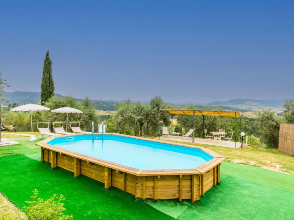 House Miranda Volterra