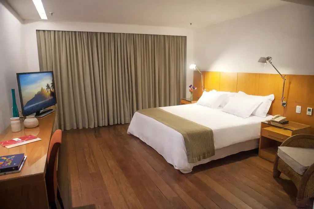 Golden Tulip Ipanema Plaza