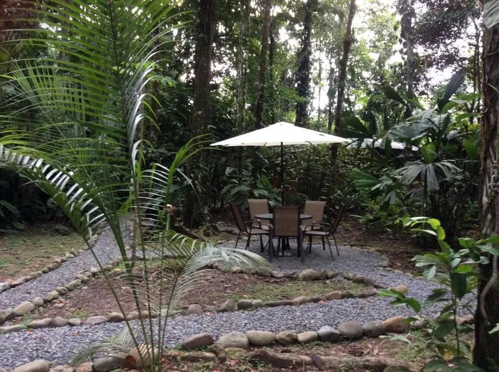 Pachamama Nueva River side Bungalows Punta Uva