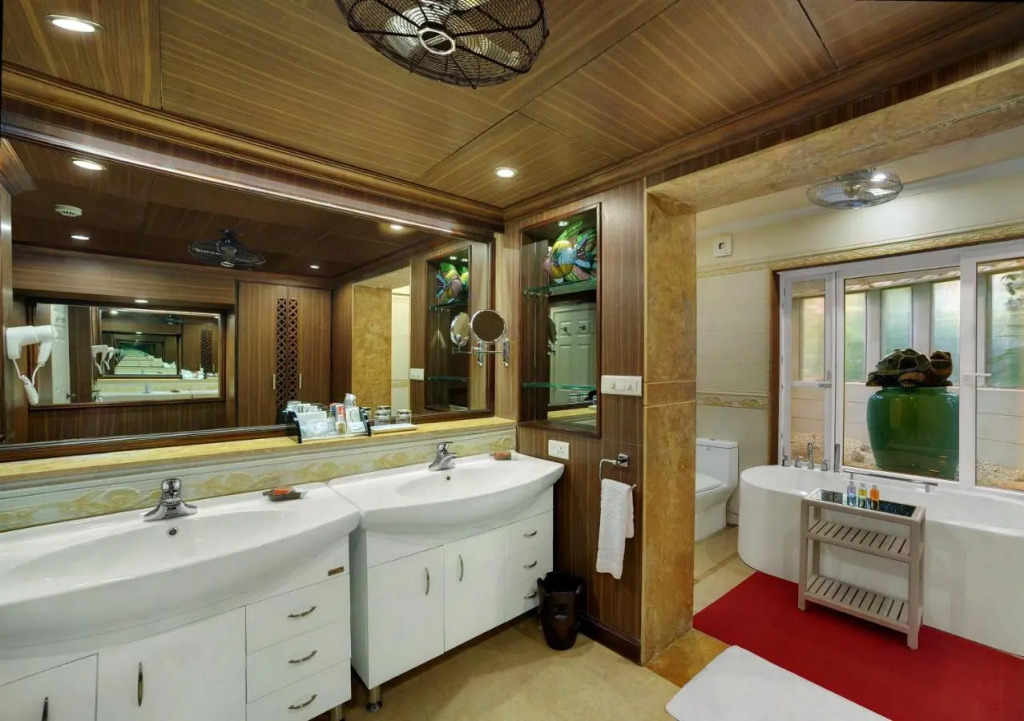 Mayfair Hideaway Spa Resort