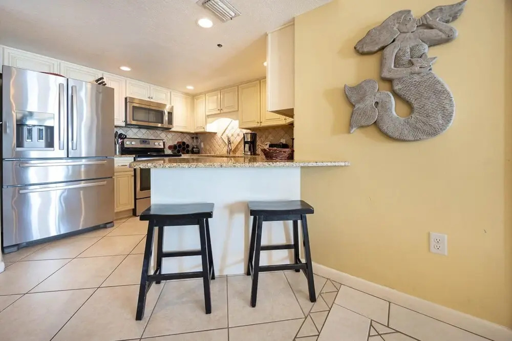 Phoenix East 503 2 Bedroom Condo