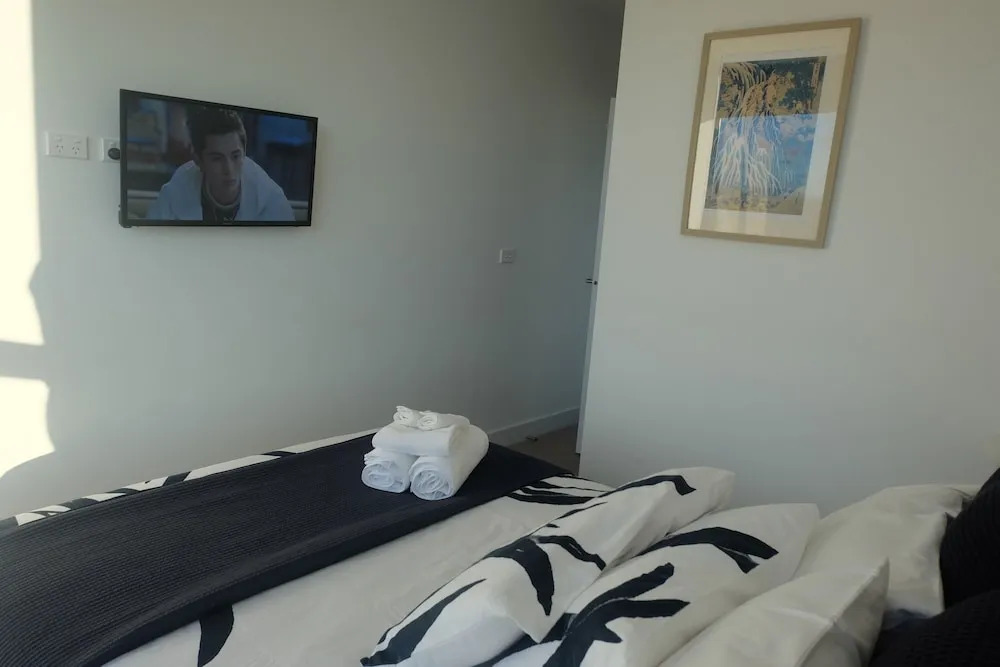 Whitehorse Towers Self Service Apartment