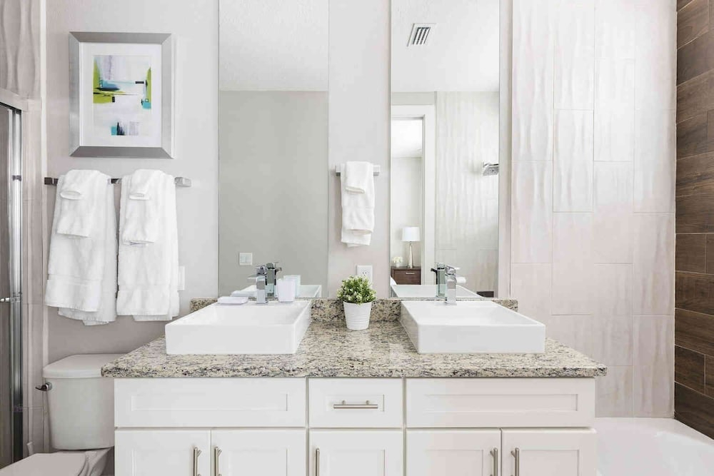 4BR Townhome 15min to Disney