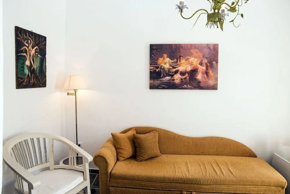 Nymfes Hotel
