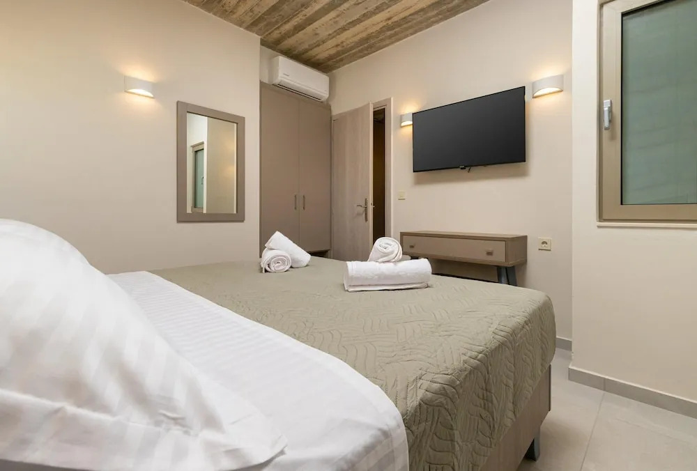 Achatis Apartments with sea view