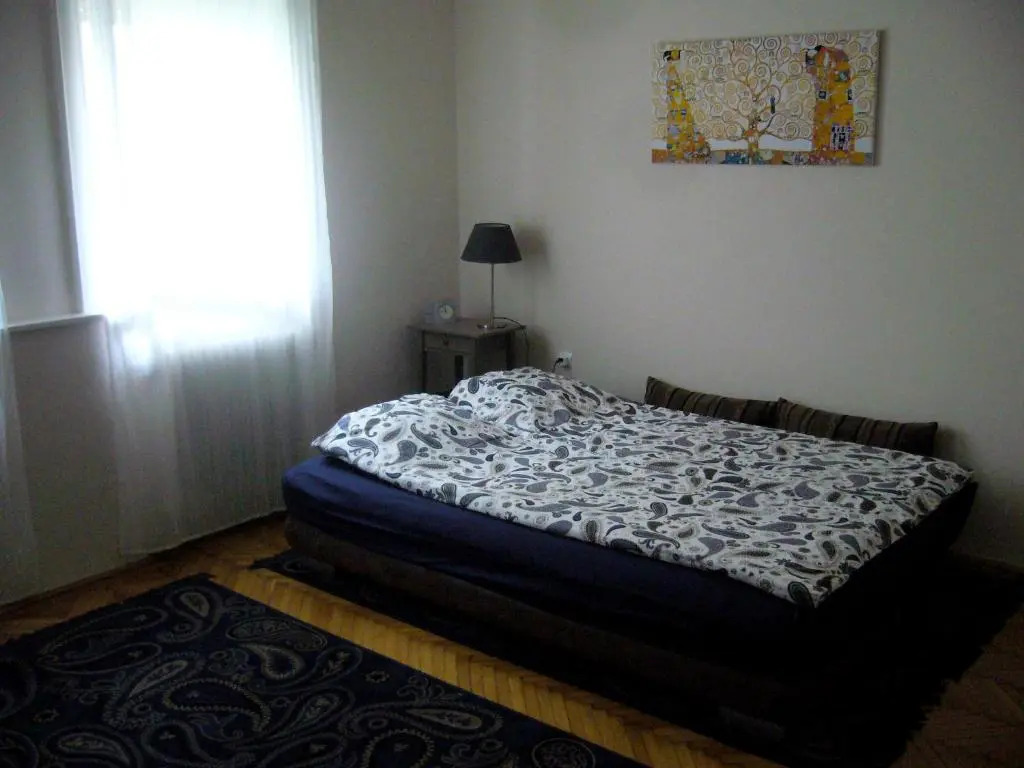 Home Away Apartment