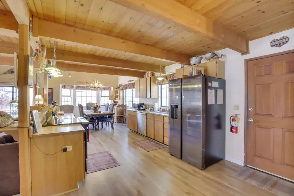 Dancing Bear Lodge ~ 1 Mi to Big Bear Lake!