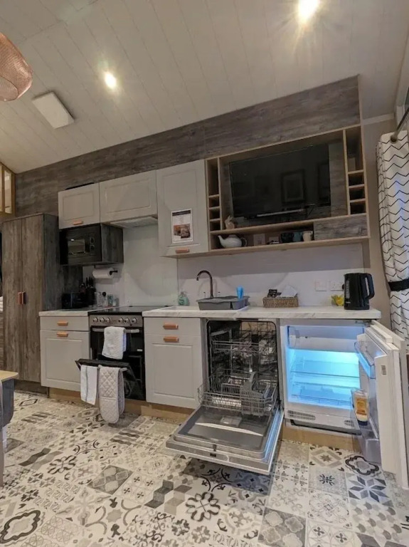 Woods Meadow Glamping