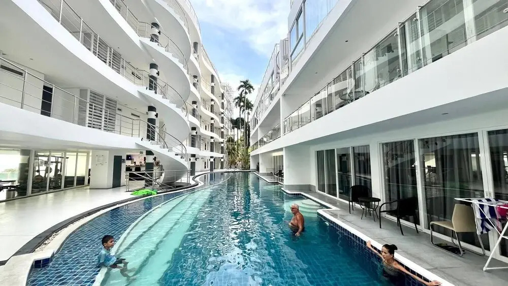 B11 Sunset Plaza Partial Seaview 1 Bedroom 1 Bathroom With Large Jaguzzi