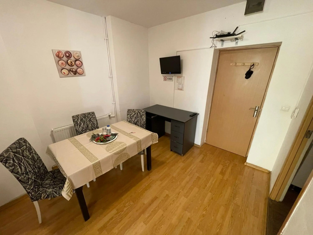Apartament Piata Amzei 1 (17 B)