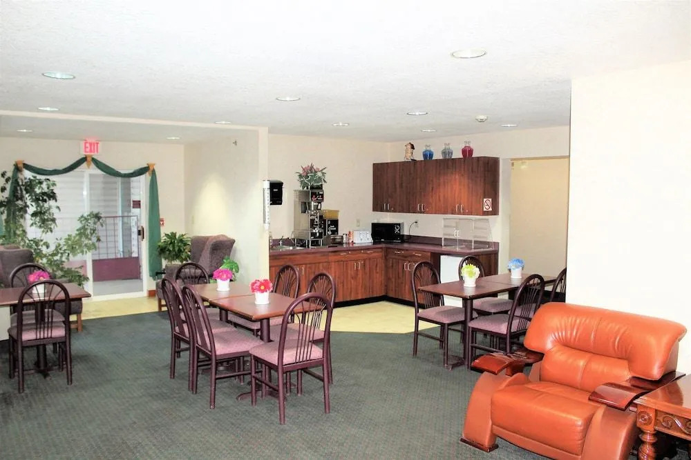 Cumberland Inn and Suites