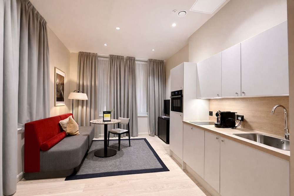 VCity Suites at The Teacher