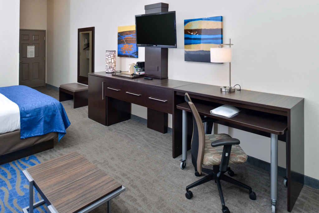 Holiday Inn Express Hotel & Suites St. Louis West-OFallon by IHG
