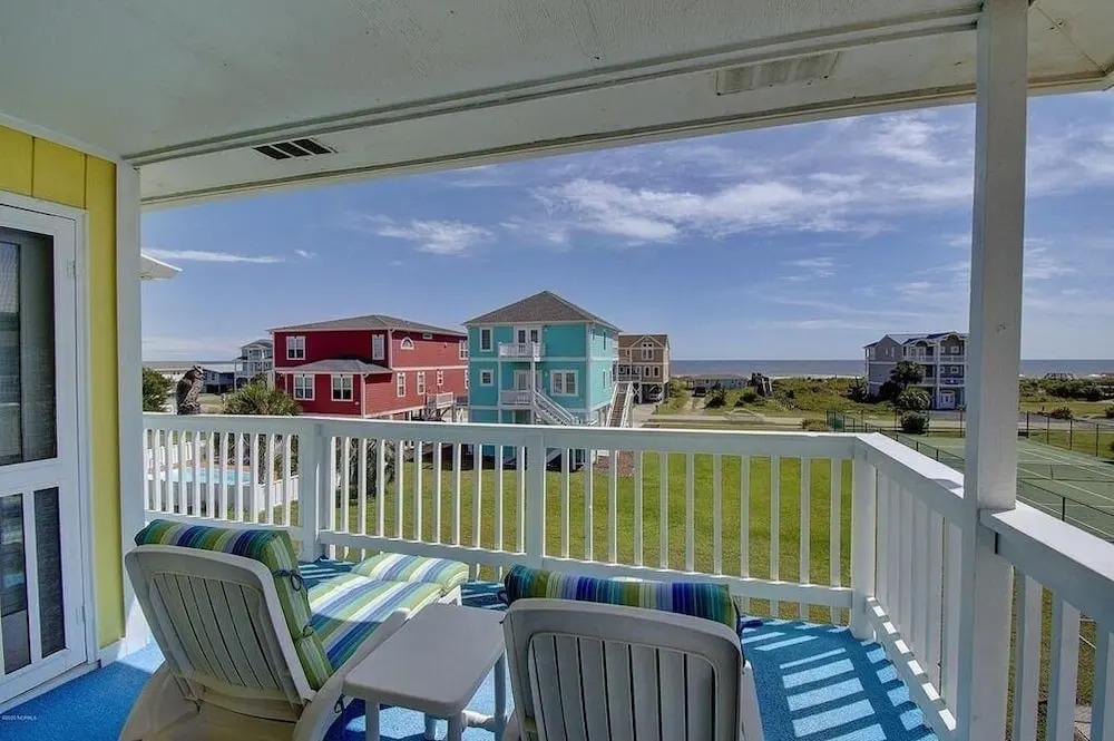 The Skipper 2 Bedroom Condo by RedAwning