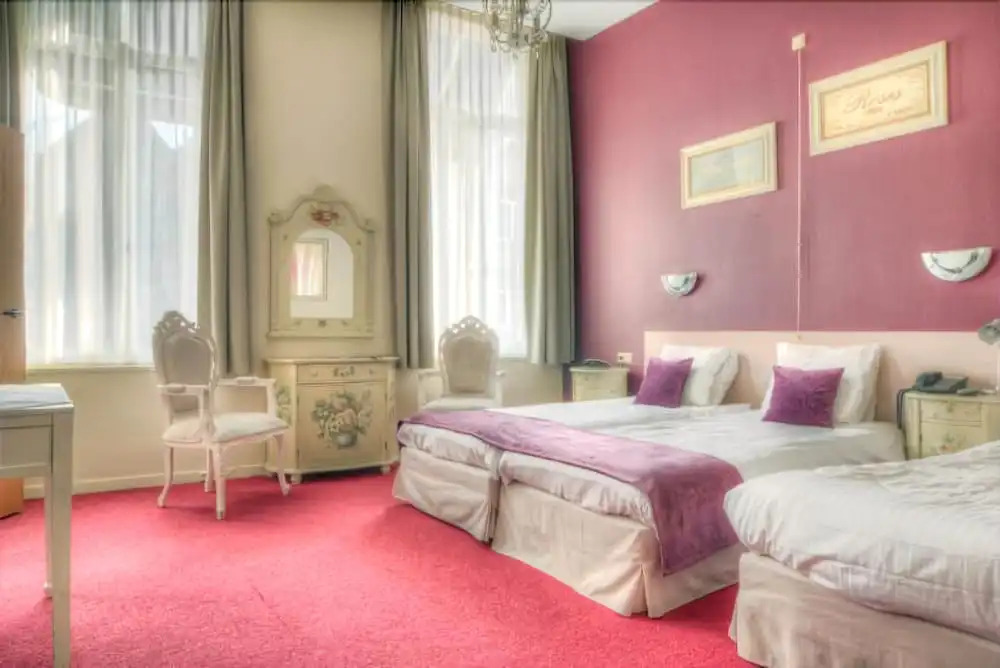 Hotel Antigone