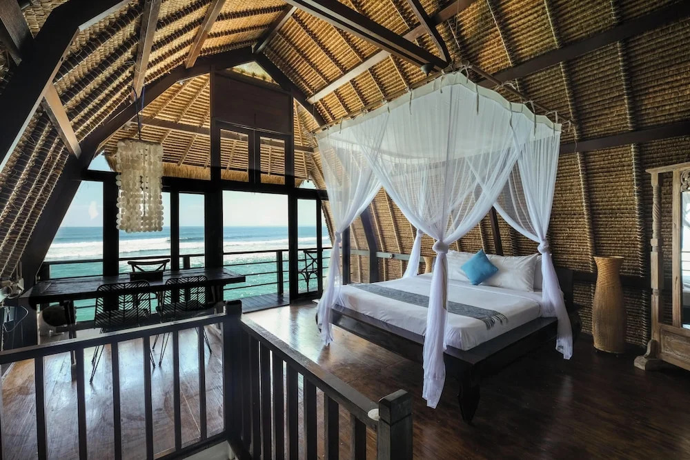 Rumah Elizabeth & Rumah Janneke