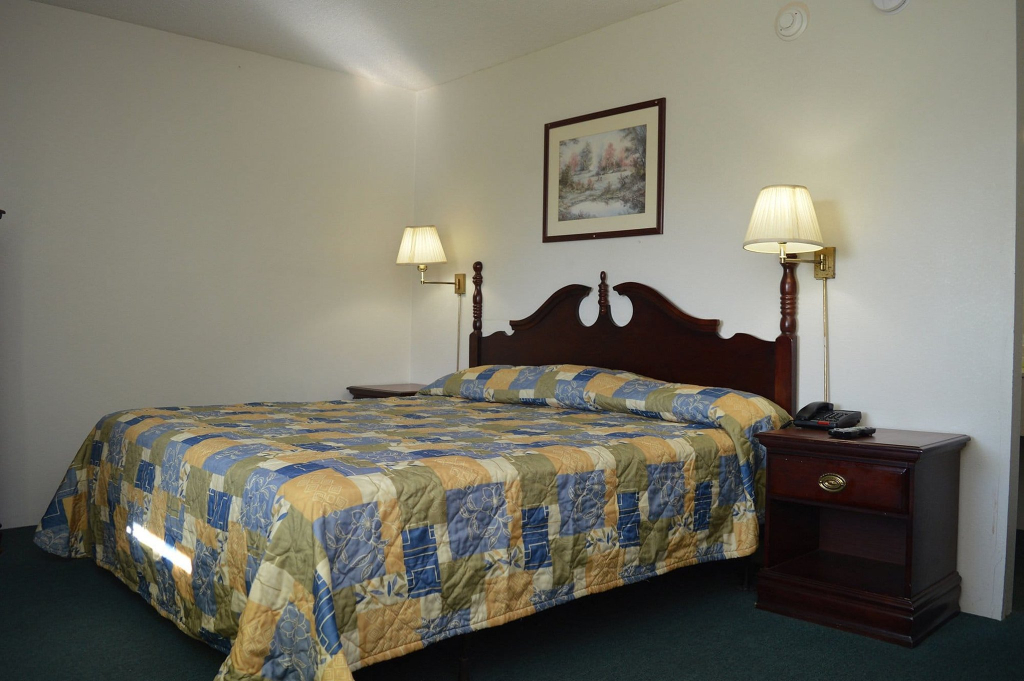 Brookville Inn By OYO Near Dayton International Airport