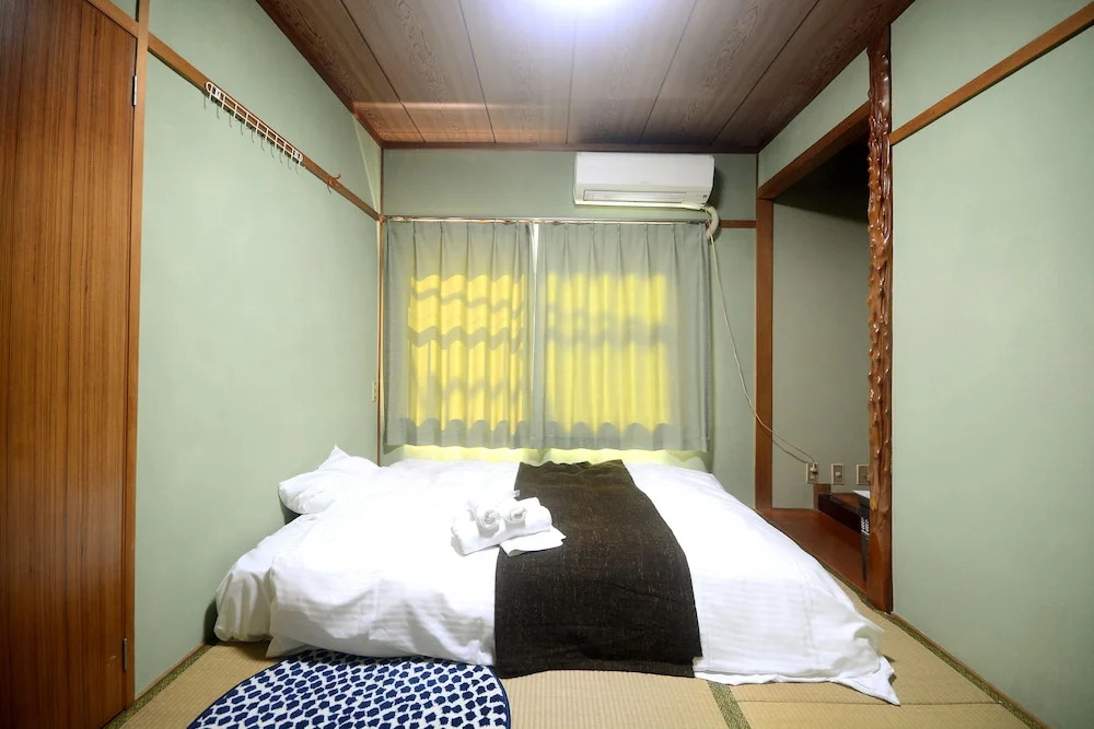 Samurai Apartment