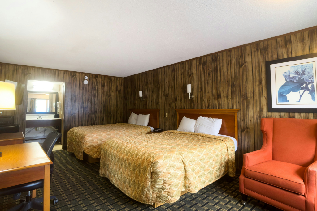Tennessee Mountain Lodge Riverside by OYO