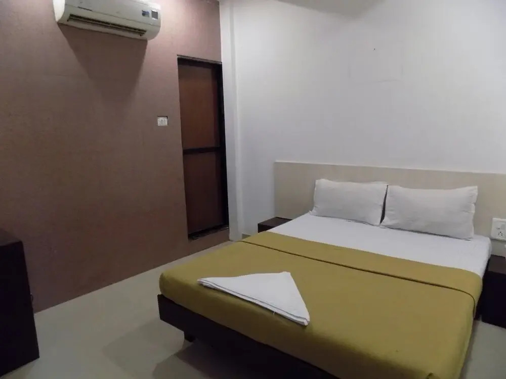 Port Hotel