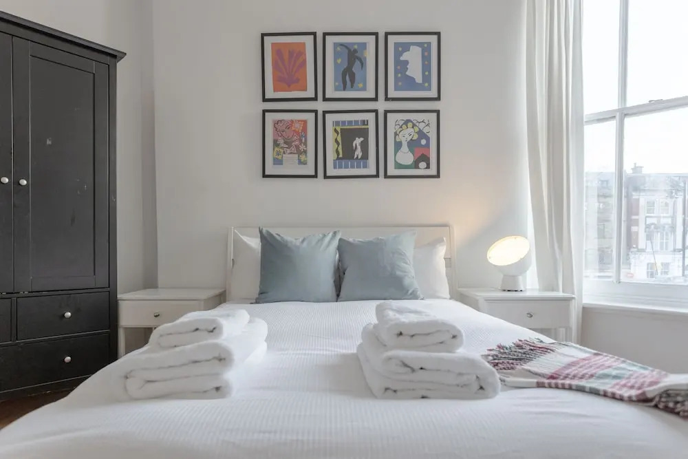 Charming 2 Bedroom Property in Clapham