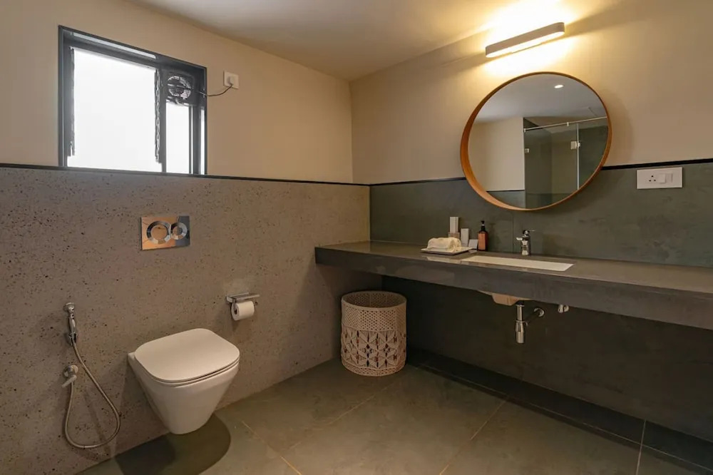 Villa Ezra - 10 Mins From Thalassa Vagator Beach