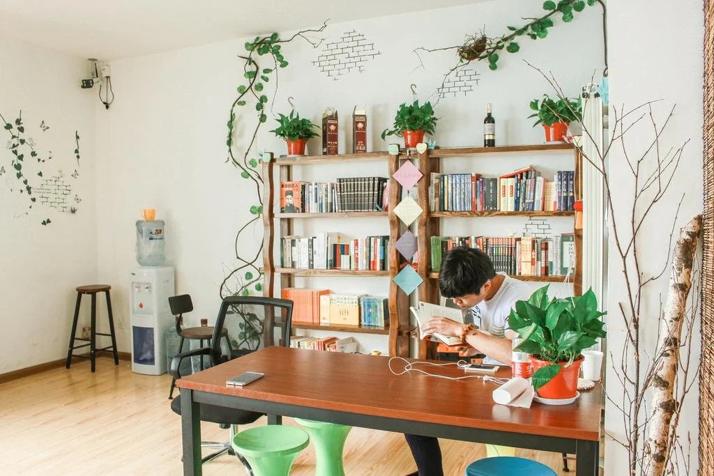 YanTai Dream Hostel(种梦青年旅舍（烟台文经学院店）)