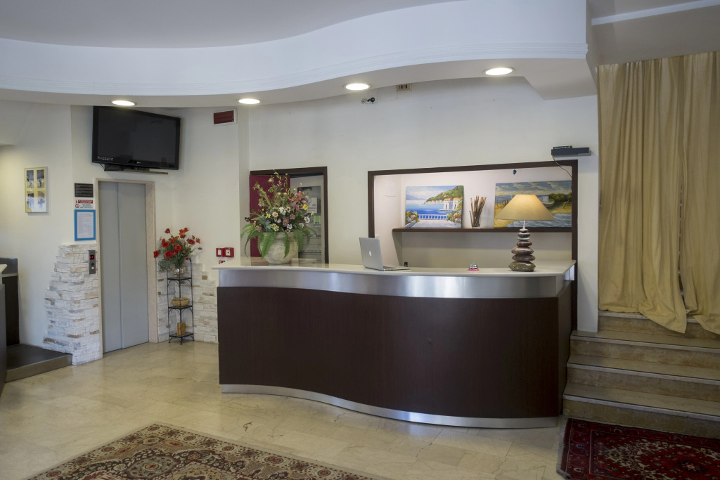 Hotel Crosal