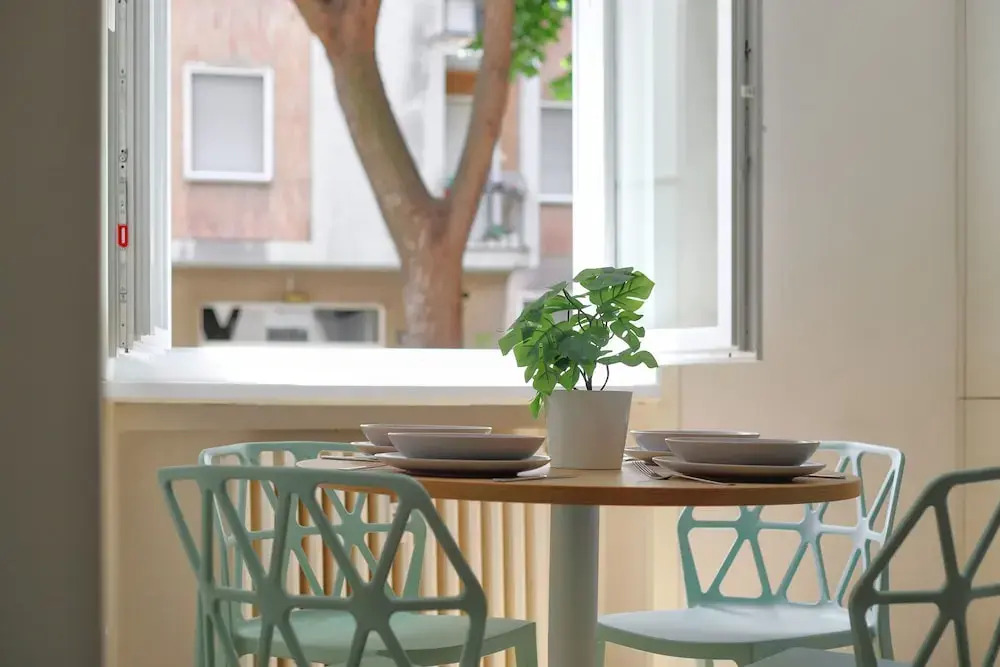 Bright 1-br apartment in Porta Genova